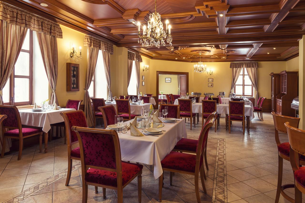 Wellness Hotel Kastiel Jaslovské Bohunice מראה חיצוני תמונה