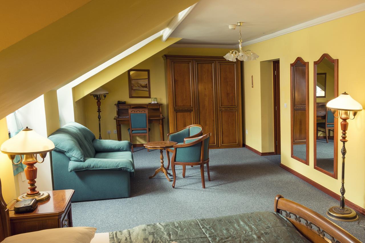 Wellness Hotel Kastiel Jaslovské Bohunice מראה חיצוני תמונה